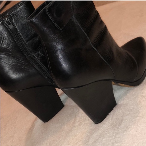 Vince Booties (Size 39) - Picture 4 of 7